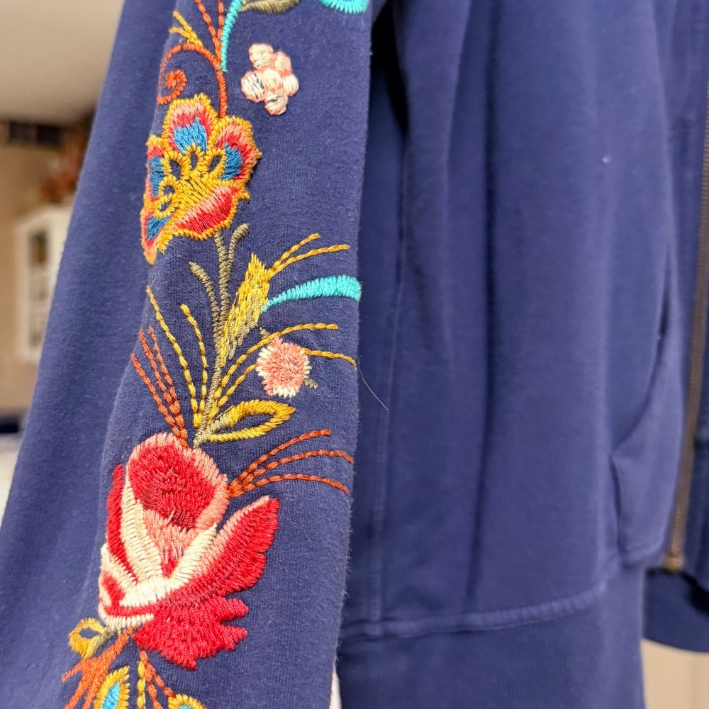 Johnny Was - Floral Shula French Terry Zipup Sweatshirt - Picture 5 of 12